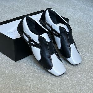 Alec ankle slip-on shoe